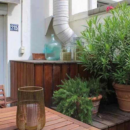 Spacious Cocoon 2 Steps From The Eiffel Tower * باريس