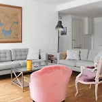 Spacious Cocoon 2 Steps From The Eiffel Tower Διαμέρισμα *